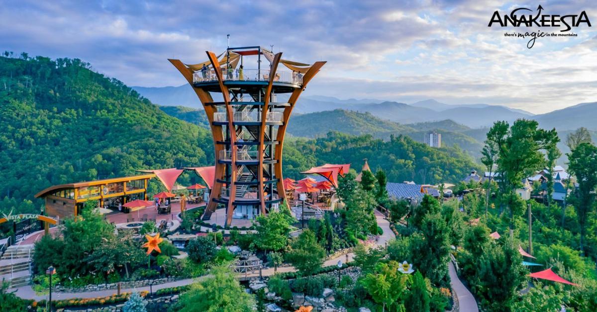 Corner Unit Balcony Free Tix Location Gatlinburg